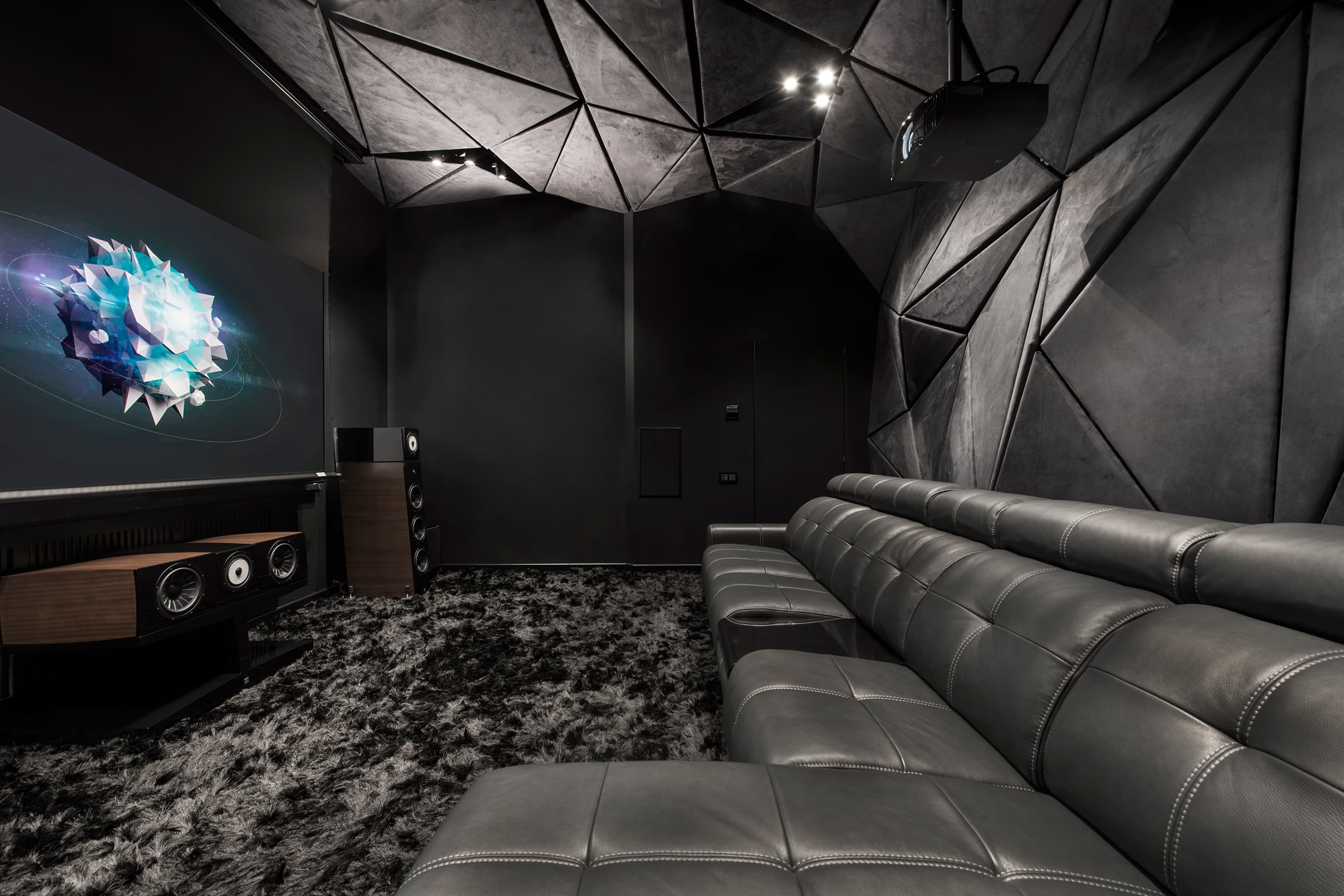 Home theater vr. Домашний кинотеатр. Домашний кинотеатр интерьер. Гостиная в футуристическом стиле. Домашний кинотеатр в доме.